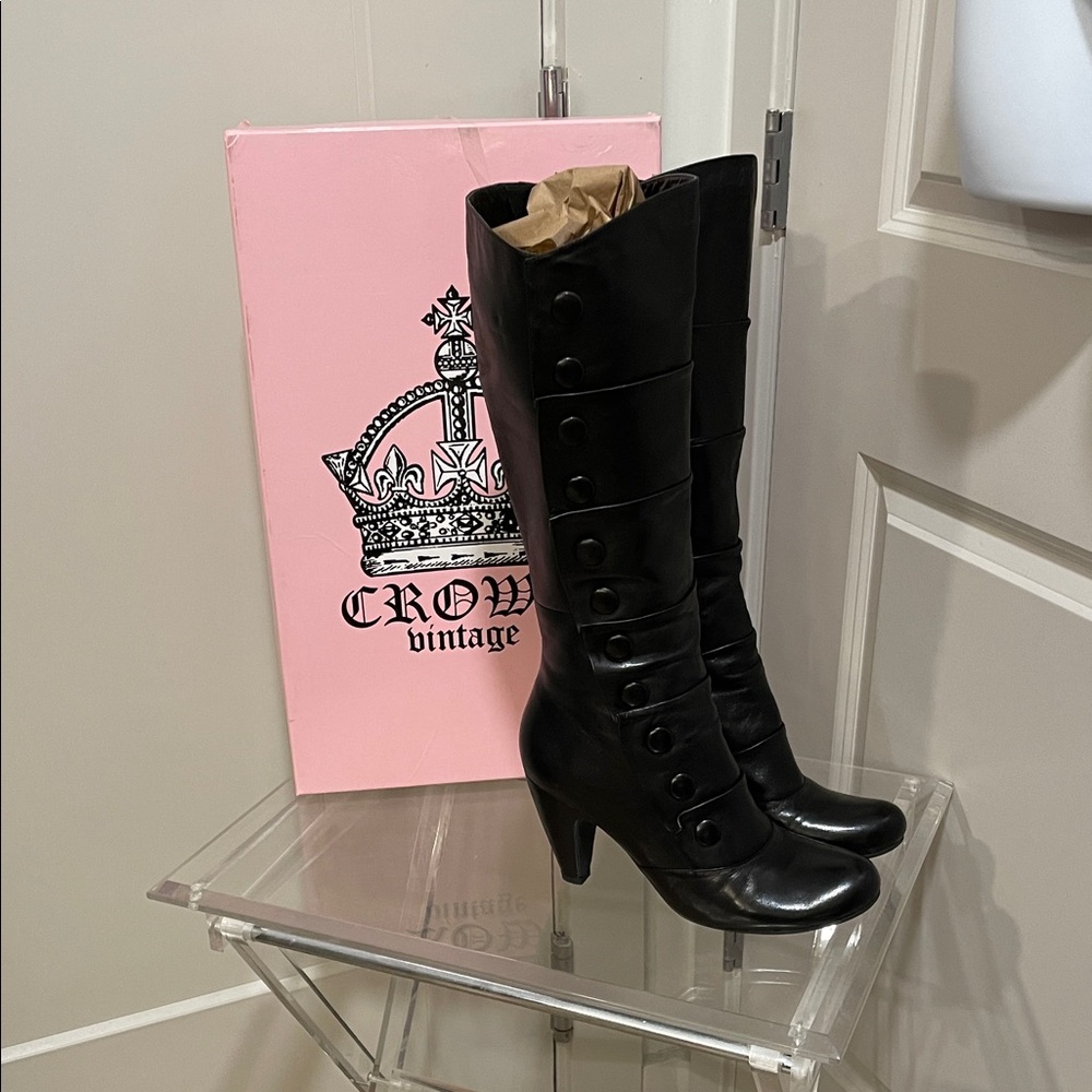 Crown Vintage Black Leather Upper Vintage inspired Boots - Picture 2 of 5